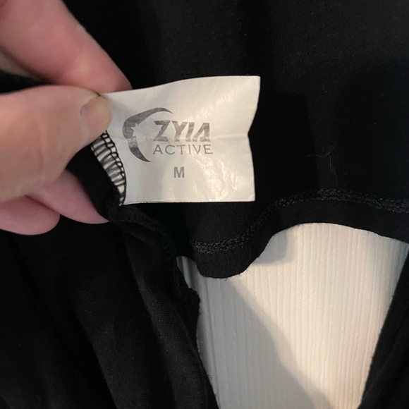 Zyia workout long sleeve - Picture 3 of 3